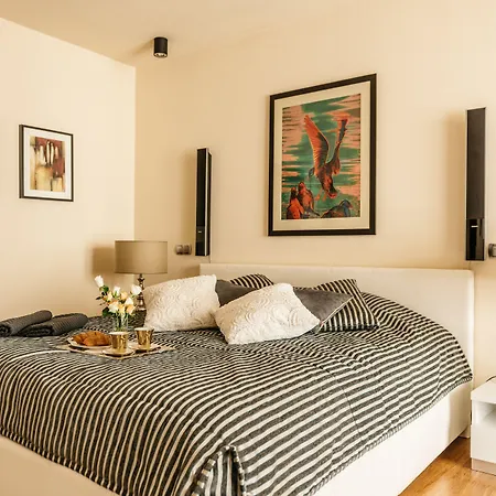 Piedmont Apartment - Loftaffair-3